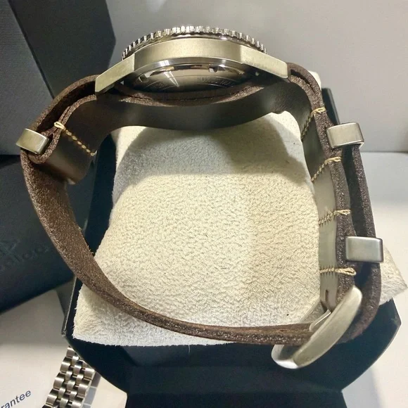 Zodiac Super Sea Wolf 53 Compression Auto Date Classic Sport Mens Watch - Picture 5 of 7